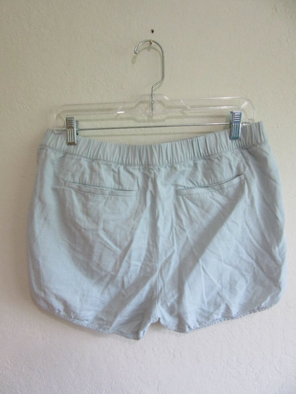 Madewell Muted Green M Running Activewear Shorts - Picture 2 of 2